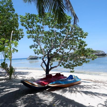 Wakatobi Patuno Diving And Beach Resort By Sahid Wanci ภายนอก รูปภาพ