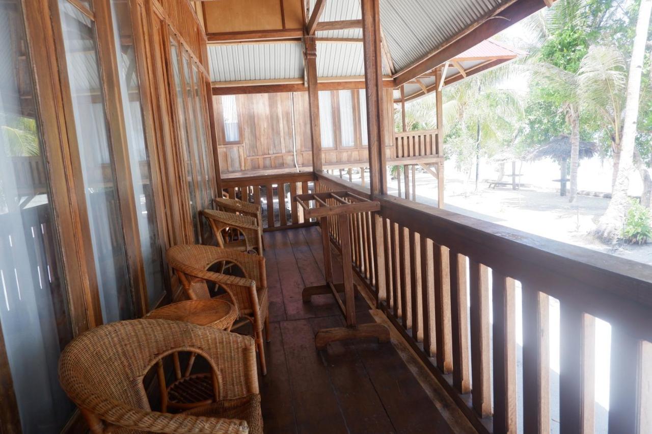 Wakatobi Patuno Diving And Beach Resort By Sahid Wanci ภายนอก รูปภาพ