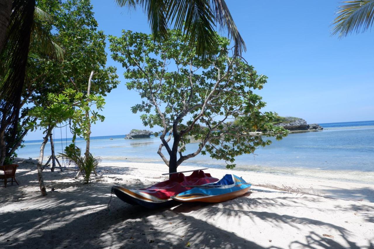 Wakatobi Patuno Diving And Beach Resort By Sahid Wanci ภายนอก รูปภาพ