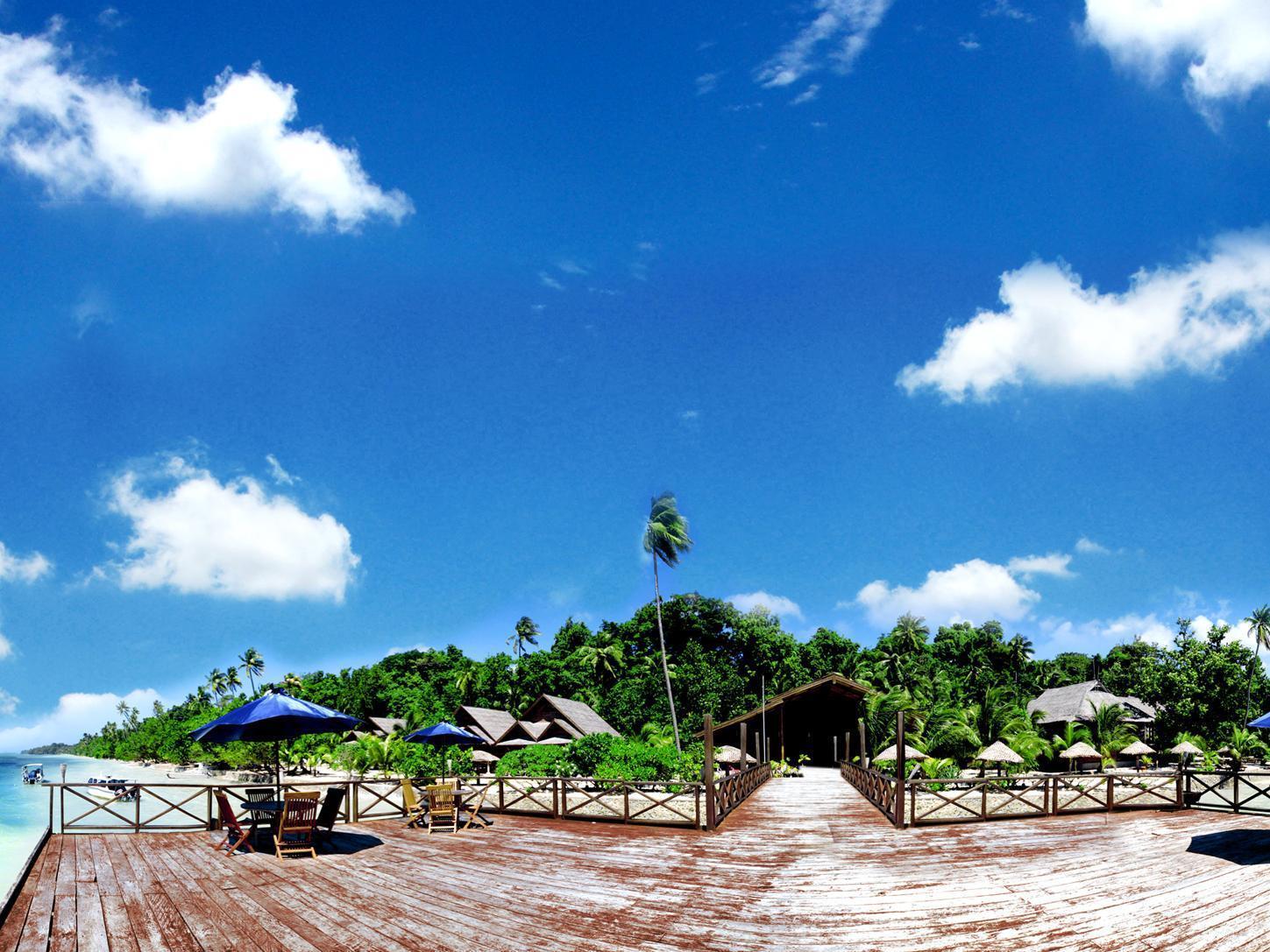 Wakatobi Patuno Diving And Beach Resort By Sahid Wanci ภายนอก รูปภาพ